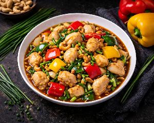 Poulet sauté aux noix de cajou