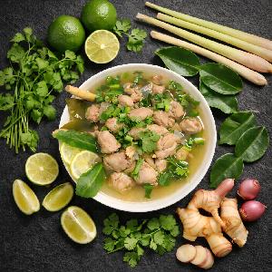 Soupe thaï au poulet