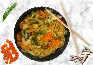 Nouilles sautées végétaliennes